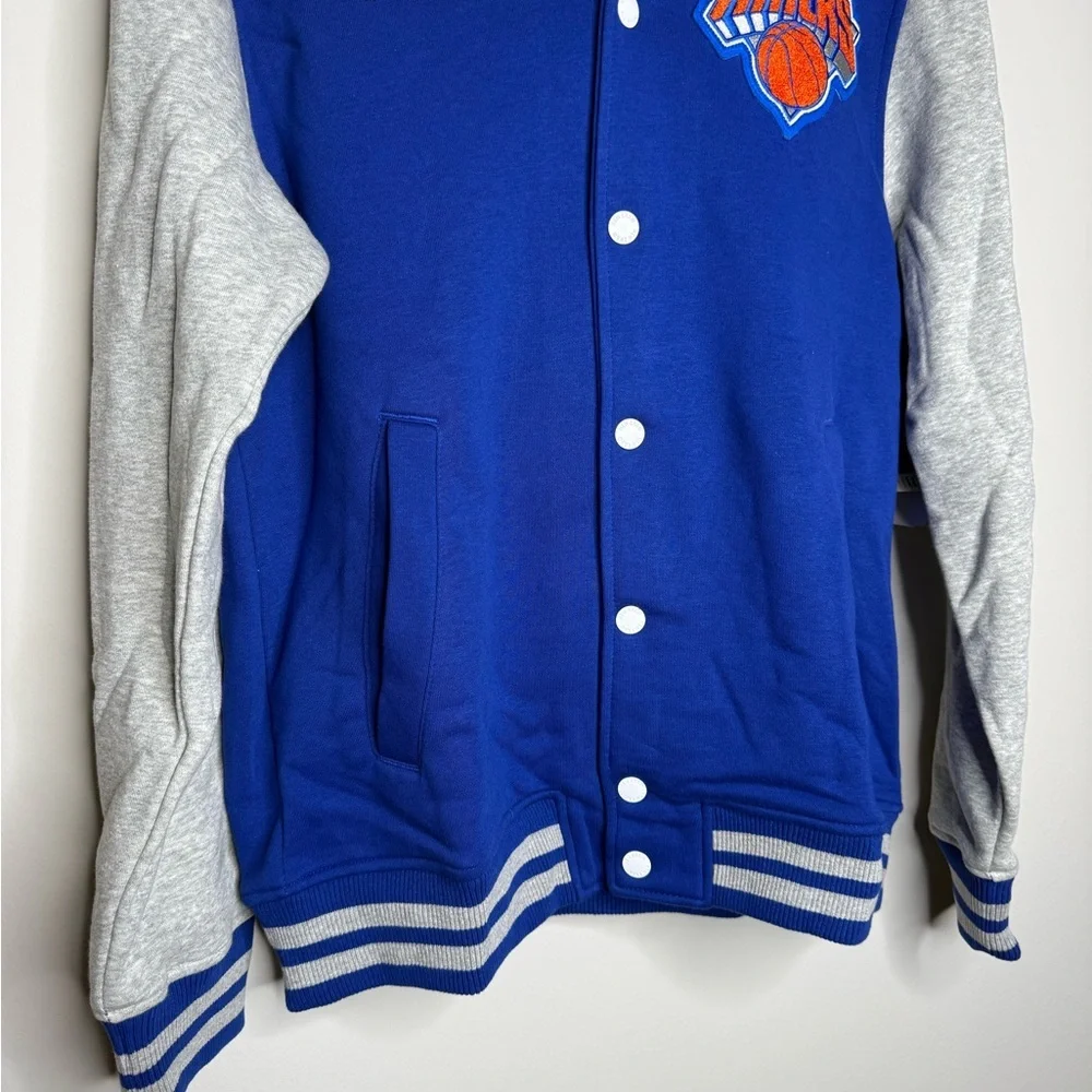 New York Knicks Throwback Prep Chenille Full Snap Hoodie - Picture 4 of 10